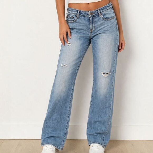American Eagle By Payless Denim - AE Favorite Boyfriend Jeans Distressed Medium Wash Stretch Size 10 Short
